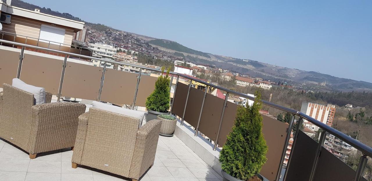 The View Veliko Tarnovo Apartamento Exterior foto